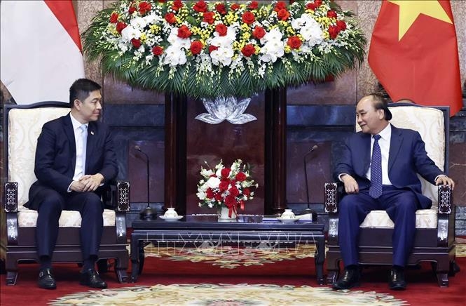 State president hosts Singapore parliament speaker